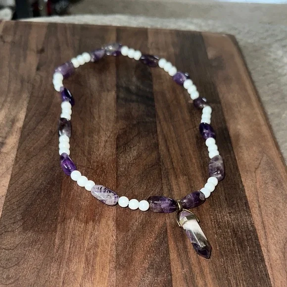 Dream Amethyst Snow Jade Necklace - Picture 3 of 5